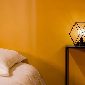https://le-moderne-au-coeur-de-montchat.hotels-rhonealpes.com