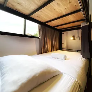 Auberge de jeunesse Pine Armenian